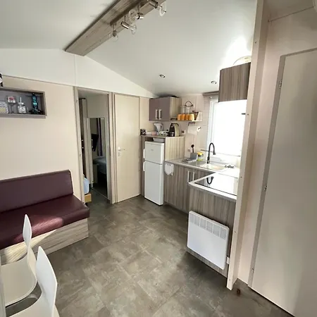 Room1