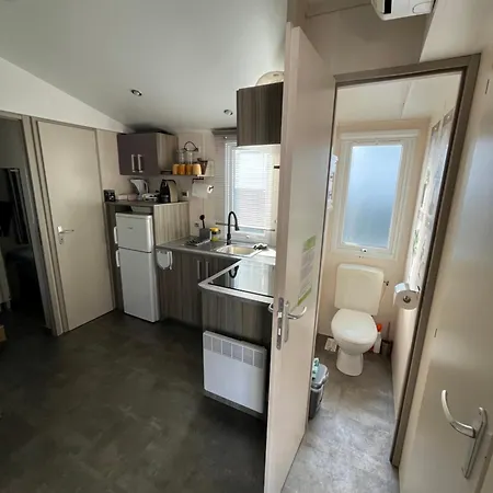 Room1